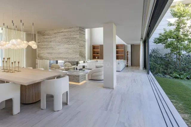 Exceptional contemporary villa in La Reserva de Sotogrande - foto 2