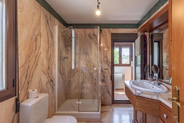 Chalet Exclusivo en Camino Bajo de Huétor — 21