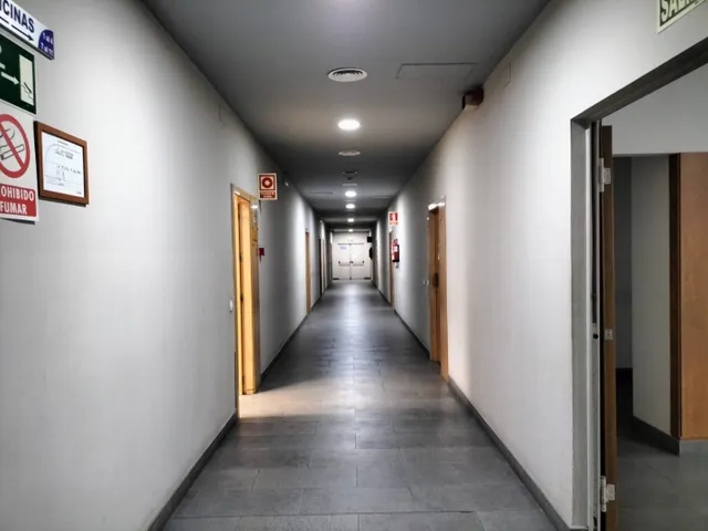 Oficina en Edificio Astarté — 6