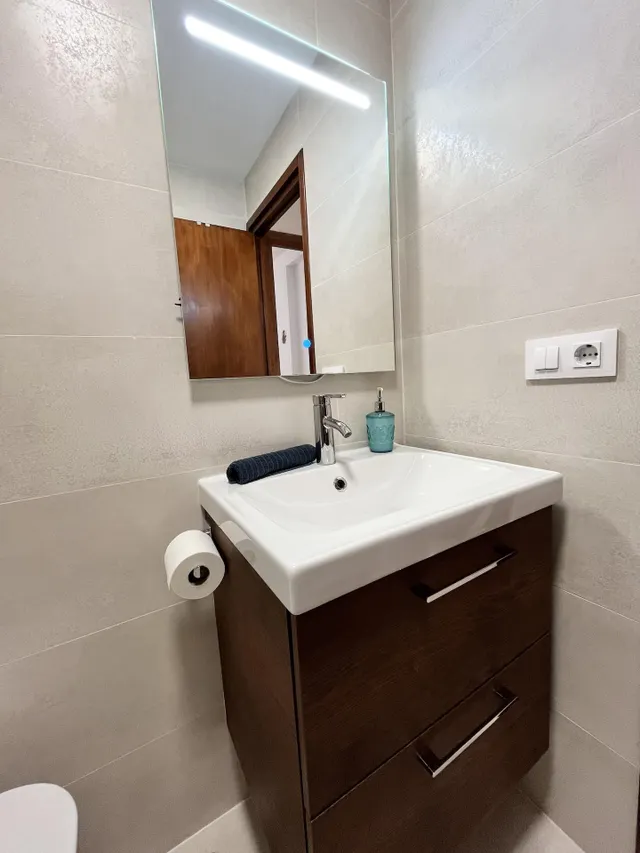 Apartamento de 3 dormitorios y 2 baños a 200 metros de Playa del Cura — 9