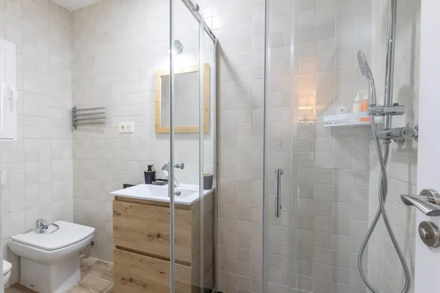 Piso con licencia turística en pleno centro de Granada — 25