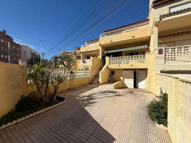 FANTASTICO DUPLEX A ESCASOS METROS DE LAS PLAYAS DE GUARDAMA - foto 2