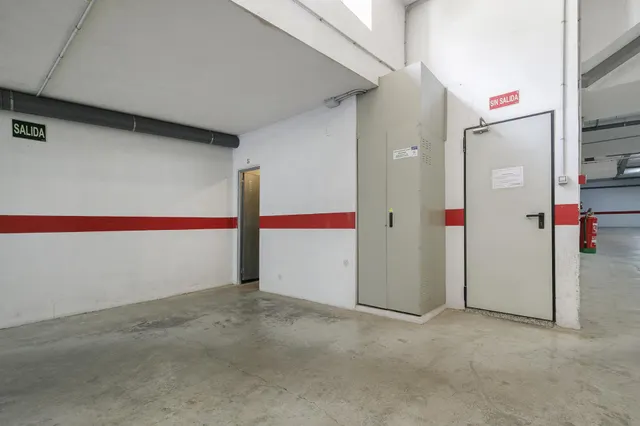 Ático en venta en La Zubia — 29