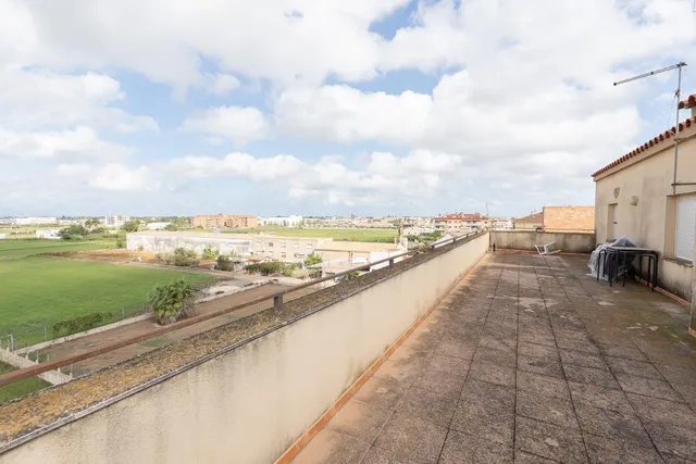 Ático dúplex impecable, con ascensor, muy luminoso y listo para entrar a vivir en Deltebre — 31