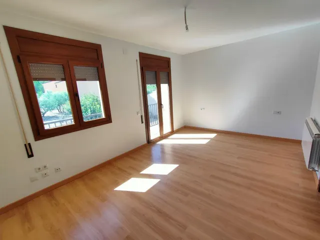 Casa 3 habitaciones 267m² en venta - AVDA. PARRIZAL — 19
