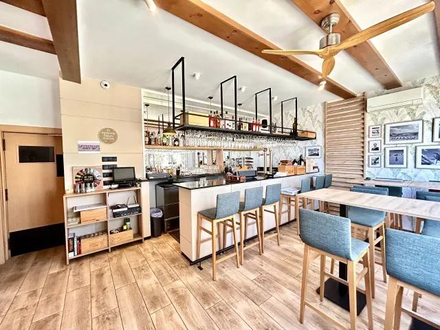 Local comercial 250m² en venta - Cabo Roig — 16