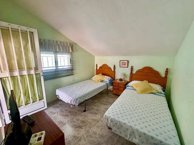 Encantadora vivienda de 3 habitaciones en Urb. La Dorada (Los Alcázares): Espacio, luz y un entorno inmejorable frente a parque — 42