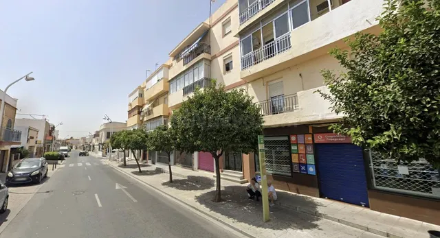 Venta piso en Alcalá de Guadaira (Sevilla) - foto 2