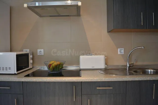 Centro Santa Catalina, junto Plaza Ponce de León. Excelente y coqueto apartamento de calidades se alquila. — 9