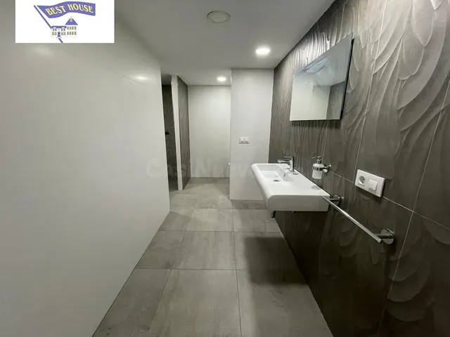 Local comercial 190m² en venta - Calle Ancha - foto 4