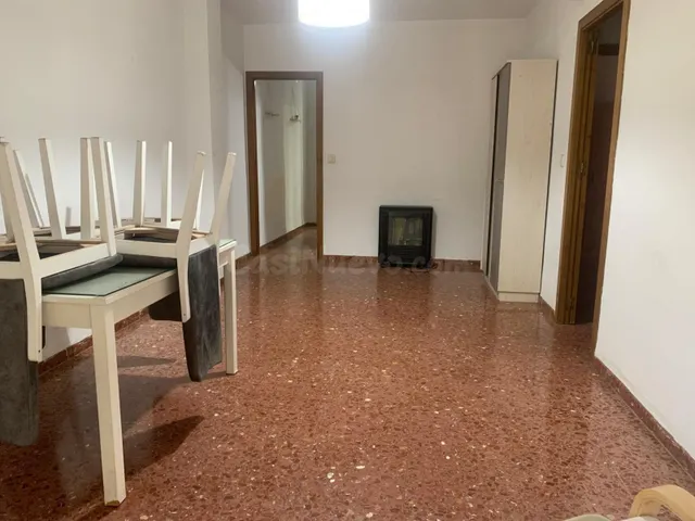 PISO EN ZONA LEVANTE!