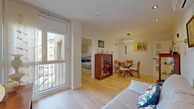 7ª PLANTA REFORMADA Y MUY TRANQUILA JUNTO AL NUEVO PARQUE DE LA SAGRERA — 47
