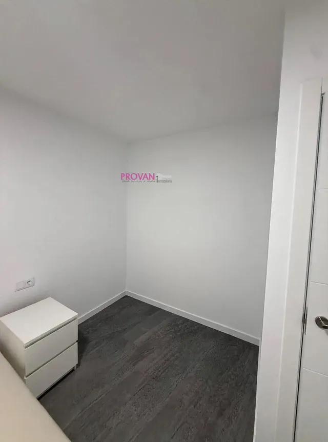 PISO REFORMADO EN ALQUILER CON 3 DORMITORIOS Y ASCENSOR !!! — 10