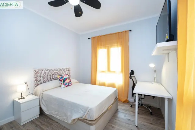 Piso reformado en zona Zaidin — 24