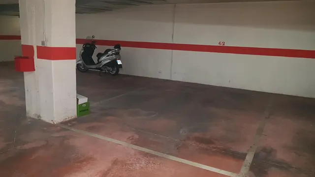 PARKING EN PONFERRADA — 11