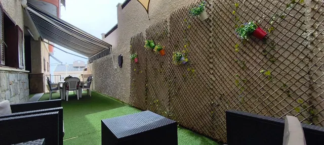 ¡Espacio para todos! Gran planta baja con porche y parking — 32