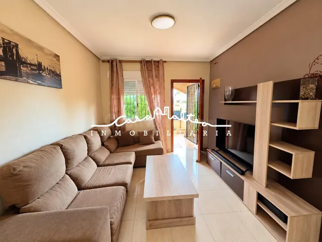 Chalet independiente en Polop con Terraza y Jardín Privado - foto 2