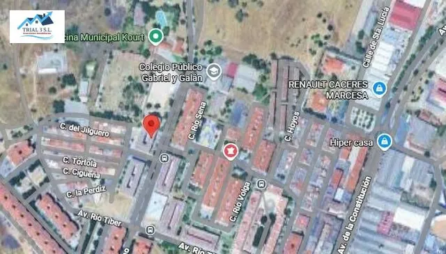 Venta piso en Cáceres - foto 2