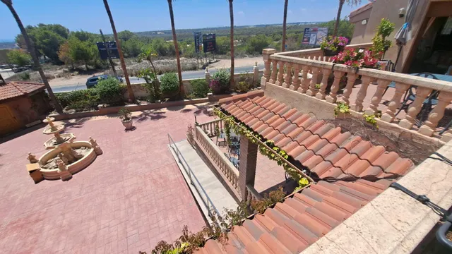 RESTAURANTE EN CABO ROIG. CON 871 M2. — 9