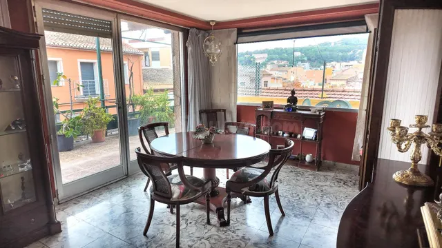 INCREIBLE CHALET CON ENCANTO Y LAS MEJORES VISTAS EN SERRA!! - foto 2