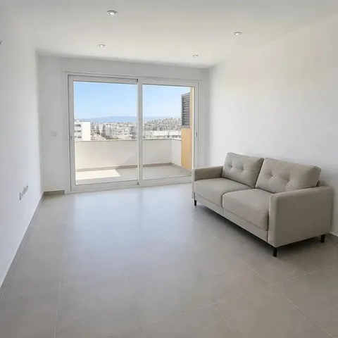 Apartamento luminoso con terraza y garaje en Torrevieja