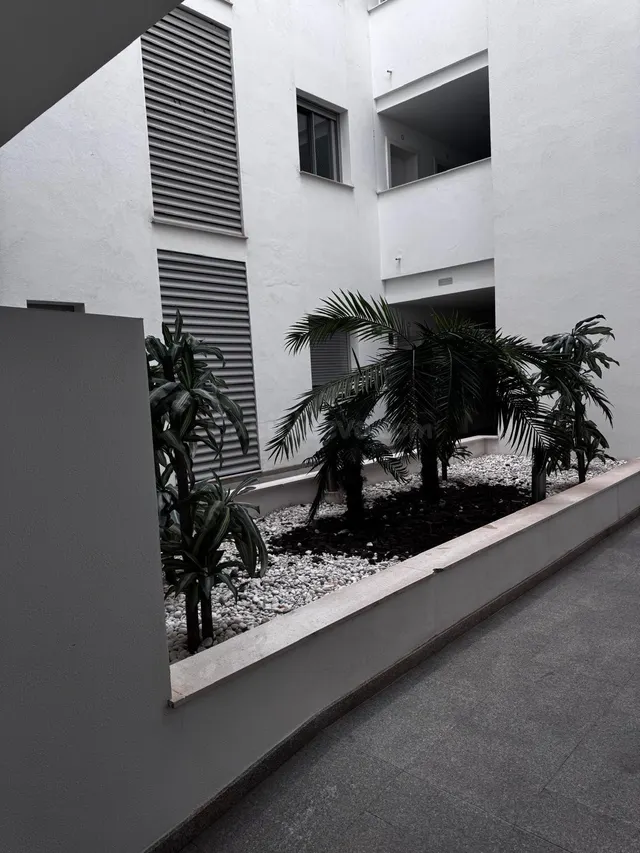 Seminuevo apartamento en la urbanización guadaiza — 6