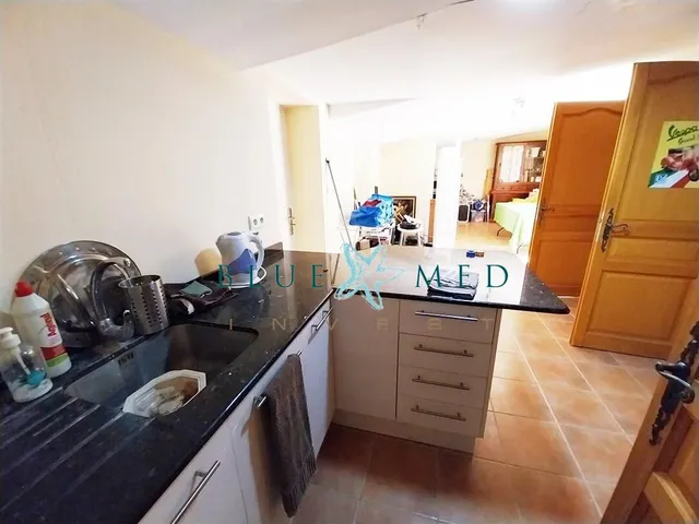 Sorprendente casa de campo con 4 dormitorios y 3 baños. — 50