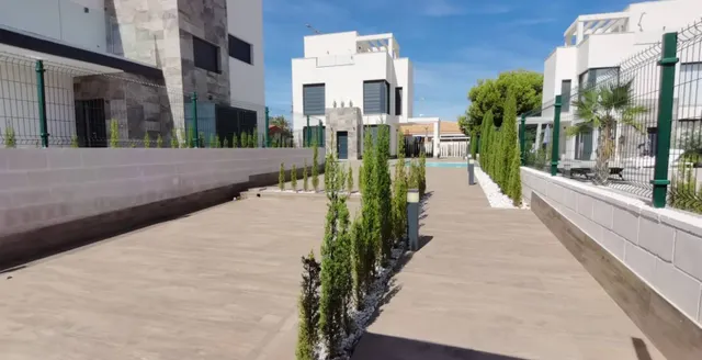 EN VENTA VILLA CON PISCINA (OBRA NUEVA) EN PLAYA HONDA - SIN COMISIONES INMOBILIARIAS - Mod. LAGUNA AZUL — 8