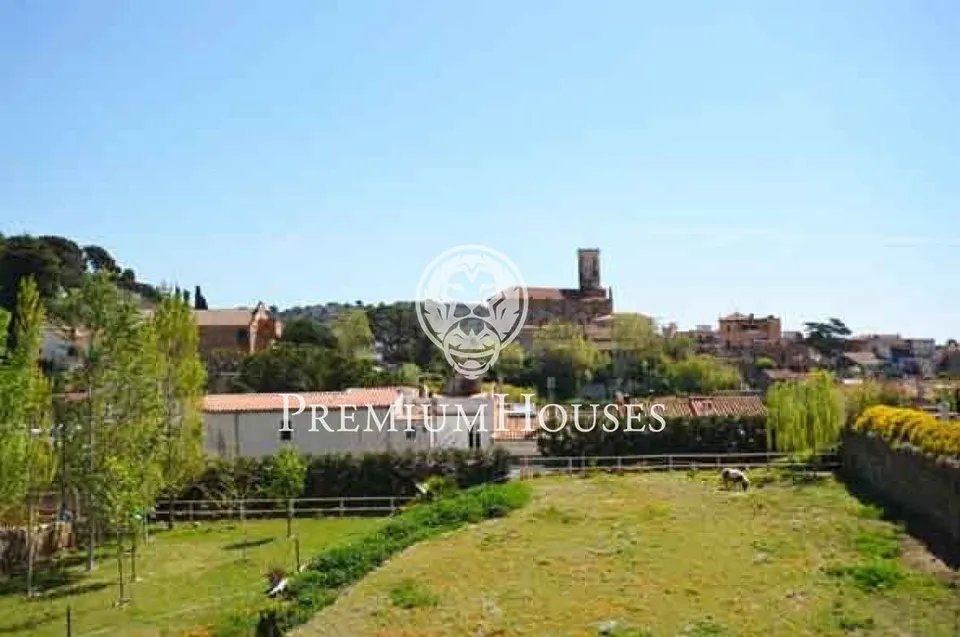 Terreno con muchas posibilidades en Tiana