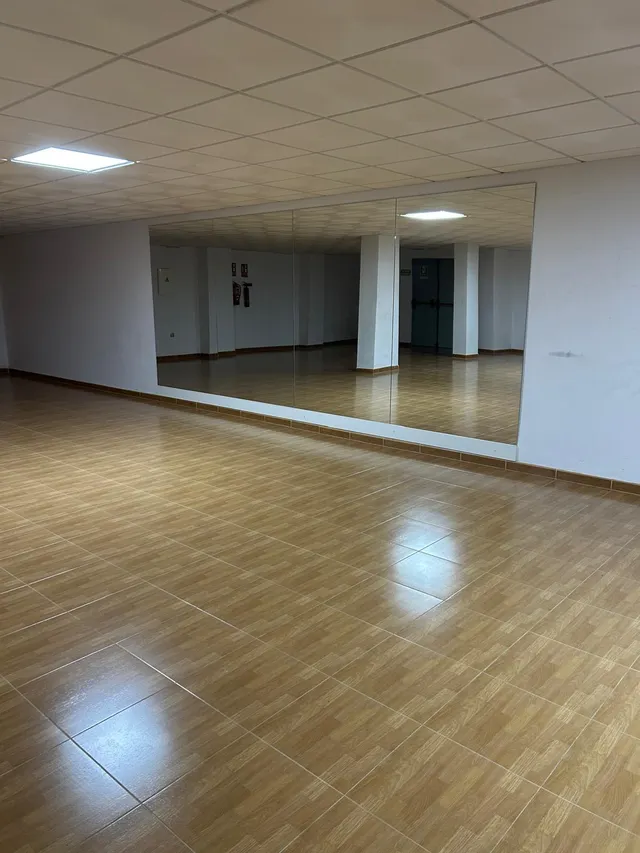 1 DORMITORIO + PLAZA DE GARAJE EN LA ENVÍA GOLF — 34