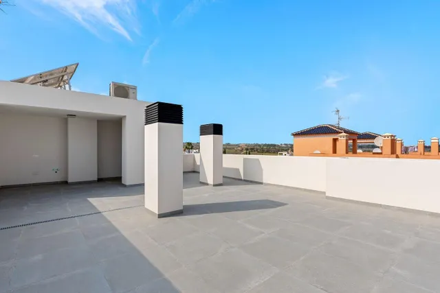 Ático dúplex en Villamartín con espectacular solárium privado de 95 m2, vistas a la piscina, garaje y trastero — 27
