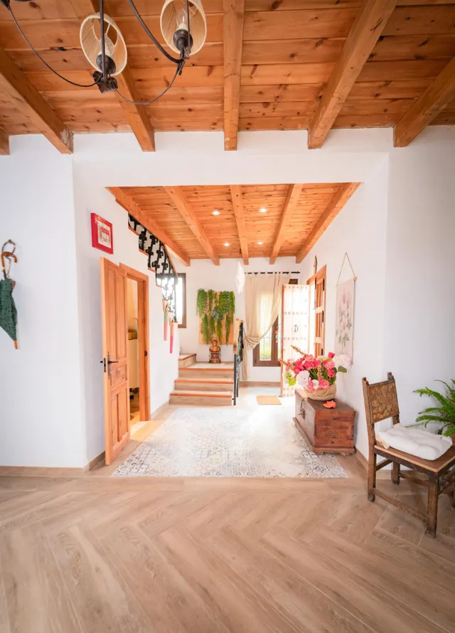 Casa de Campo Reformada en Villanueva de la Concepción: Paz, Elegancia y Vistas Únicas — 46