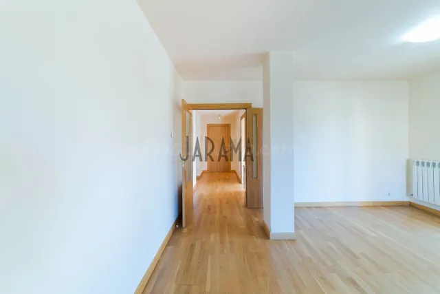PISO NUEVO DE 4 habitaciones CON VISTAS A LA CASA DEL RELOJ - foto 4