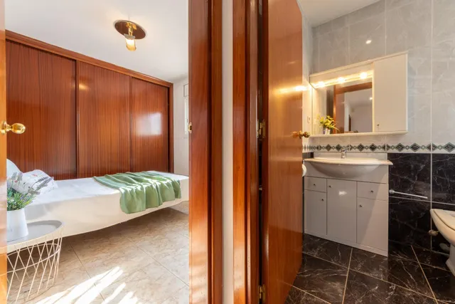Espectacular Chalet de 4 habitaciones en Tarragona - ¡Tu Nuevo Hogar Te Espera! — 23