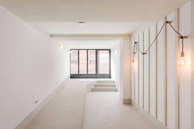 Amplio local comercial de 123m2, totalmente reformado en Zon - foto 5