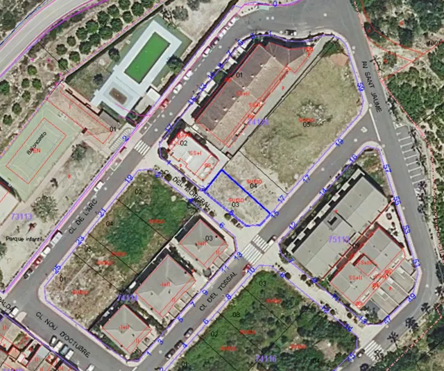 "Diseña tu futura vivienda" — 15