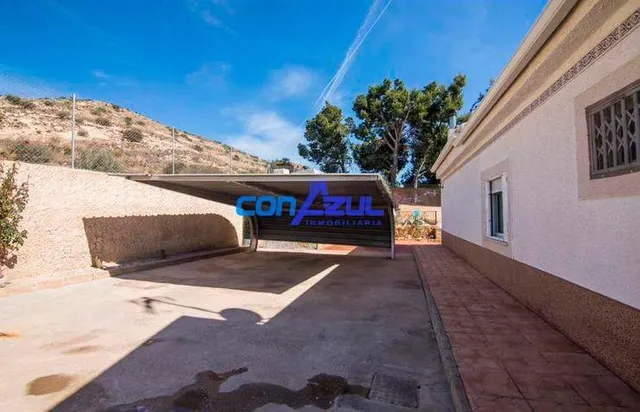CHALET  A  UN PASO DE ELCHE, PLAYAS Y AEROPUERTO — 34