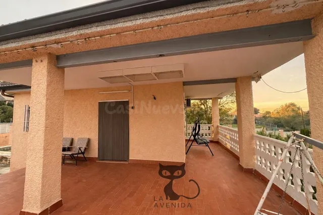 TU ESCAPADA EN TURÍS: PISCINA, TERRAZA, JARDÍN Y VISTAS DESP - foto 5