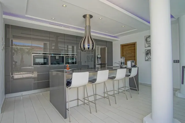 Villa 6 habitaciones 547m² en venta - Altea Hills — 28