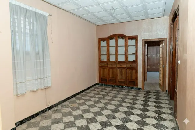 EDIFICIO A REHABILITAR - DOBLE OPCIÓN DE DESARROLLO — 25