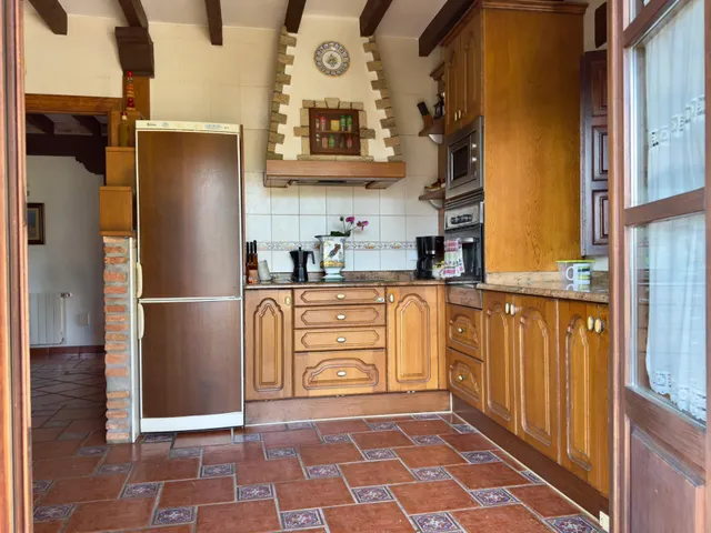 CASA CON JARDIN EN LIANDRES — 9