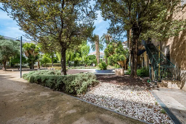 APARTAMENTO con solarium en el CENTRO — 33