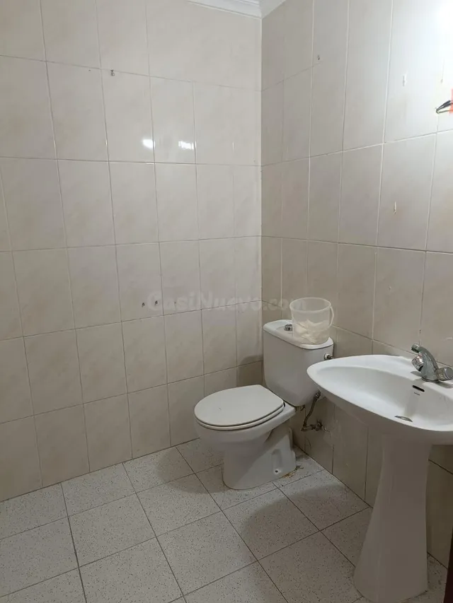 ALQUILER DE LOCAL COMERCIAL DE 181 M2 PETRER ZONA POLIDEPORT - foto 5