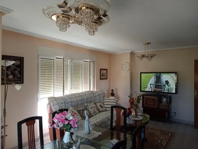 SE VENDE CASA EN VILLALOBAR, 2 PLANTAS, VIVIENDA EN PRIMERA PLANTA, PARCELA 400 M2, GARAJE 40 M2. — 12