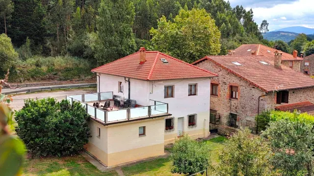 VIVIENDA Y NEGOCIO EN PIELAGOS