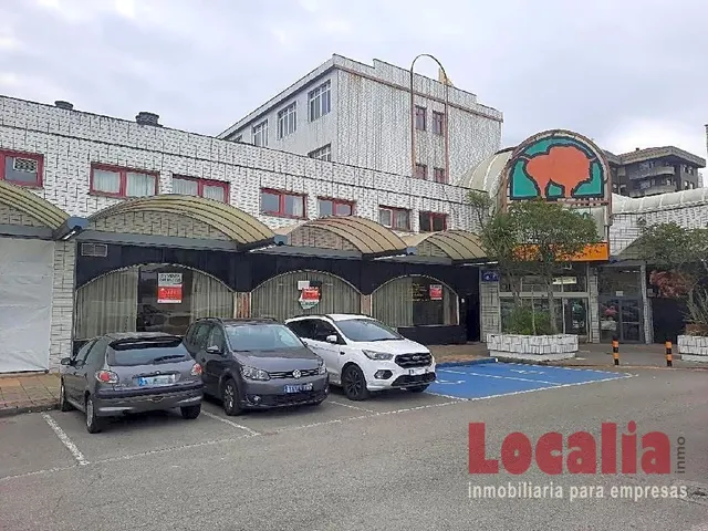 Local comercial: Bar / Restaurante en Torrelavega. - foto 5