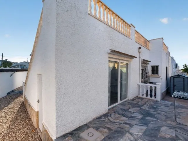 Villa 3 habitaciones en venta - La Siesta - El Salado - Torreta — 24