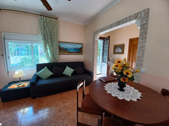 Casa única a la venta en la zona Pla de Sant Pere Les Salines Cubelles 1.170 m2 de parcela y POSIBIL — 32