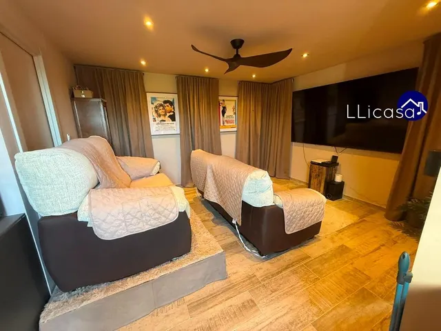 Chalet independiente en venta en urbanización de Llíria — 30