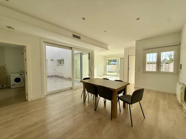 Exclusivo chalet adosado con piscina privada, amplios espacios y excelentes calidades — 6